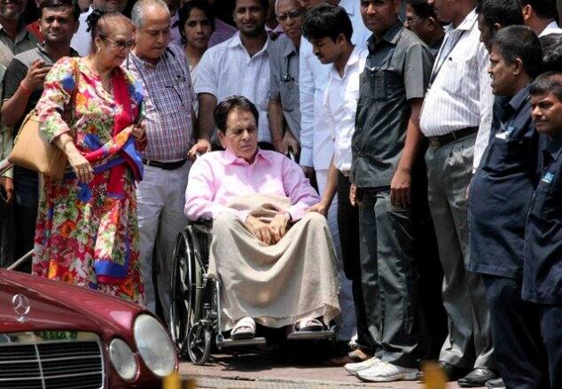 इन फिल्मों में, ‘‘मधुमती’’, ‘देवदास’, ‘‘मुगल-ए-आज़म’’, ‘‘गंगा जुमना’’, ‘‘राम और श्याम’’, ‘‘कर्मा’’ और अन्य शामिल है.