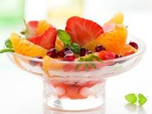 सूरज की तेज गर्मी से बचाएंगे ये सुपरफूड!