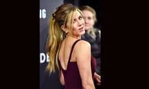 बचपन में मां के पर्स से पैसे चुराती थीं जेनिफर एनिस्टन