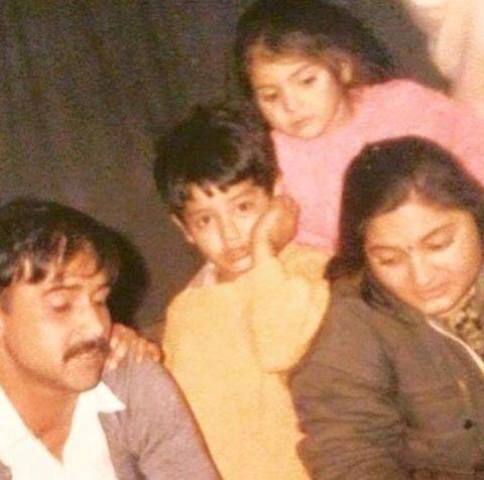 ‘रब ने बना दी जोड़ी’ के बाद अनुष्का ने अपने फिल्मी करियर में कभी पीछे मुड़ कर नहीं देखा और आज वो सिर्फ एक एक्ट्रेस ही नहीं, बल्कि प्रोड्यूसर भी हैं.