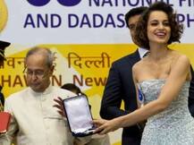 नेशनल अवॉर्ड लेने पहुंची कंगना रनौत पर टिकी रहीं सबकी निगाहें