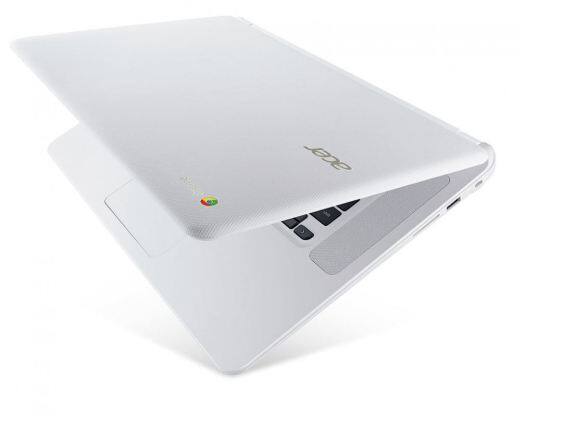 Acer Chromebook 15 C910. इस क्रोमबुक में Intel का 2.2GHz पावर वाला Core i5-5200 dual-core प्रोसेसर डाला गया है. Intel HD 5500 ग्राफिक्स के साथ इसमें 4 जीबी की DDR3L SDRAM रैम दी गई है. Acer की तरफ से इस क्रोमबुक में 15.6 इंच की फुल HD स्क्रीन दी गई है. कनेक्टिविटी के लिए इसमें wi-fi दिया गया है. कंपनी ने 720 पिक्सल का HD वेबकैम भी इस क्रोमबुक में दिया है.
