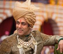 OMG! इस साल शादी करने वाले हैं सलमान खान, जानें किसने किया उन्हें राजी?