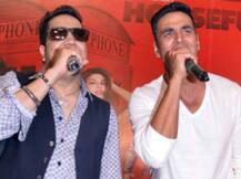 अक्षय मेरे लिए बहुत भाग्यशाली: मीका