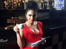 IN PICS: इस ग्लैमरस अंदाज में एबीपी न्यूज़ के नए शो को होस्ट करेंगी प्रिया मलिक