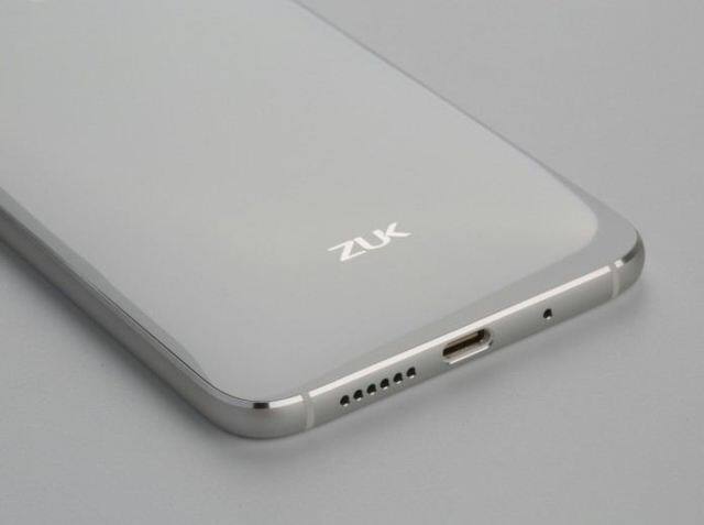 Lenovo Zuk Z1 को आज भारत में लॉन्च कर दिया जाएगा. इस फोन की कीमत CNY 1,799 (लगभग 18,250 रुपये) आंकी जा रही है. Zuk Z1 में मेटल फ्रेम का इस्तेमाल किया गया है और इसपर Lenovo नहीं बल्कि हैंडसेट के पिछले हिस्से पर Zuk का लोगो होगा.