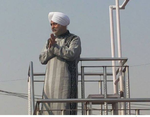 बाबा हरदेव सिंह 1980 में पिता की हत्या के बाद निरंकारी मिशन के प्रमुख बनाए गए और अपने निधन तक वे इस ओहदे पर रहे. हरदेव सिंह बाबा गुरबचन सिंह के इकलौते बेटे थे.