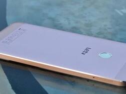 पहली सेल में बिके 100000 हैंडसेट, जानें इस शानदार स्मार्टफोन की खासियत