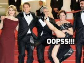 Oopss In Pics Actress Laure Calamy Flashes A Little Too Much At Cannes 2016 Red Carpet Oops मोमेंट: इस फ्रेंच अभिनेत्री को कान्स में झेलनी पड़ी शर्मिंदगी!