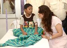 जूही चावला ने बिताया थैलासीमिया से लड़ रहे बच्चों के साथ वक्त, देखें दिल को छू लेने वाली तस्वीरें