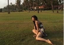 IN PICS: बिकनी पहन 'नागिन' ने इंस्टा पर मचाई खलबली!