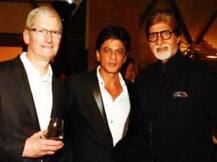 एप्पल के CEO टिम कुक को शाहरुख खान ने कहा 'रॉकस्टार'