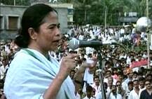 यह नोटबंदी नहीं, कालेधन को सफेद करने की साजिश है: ममता बनर्जी