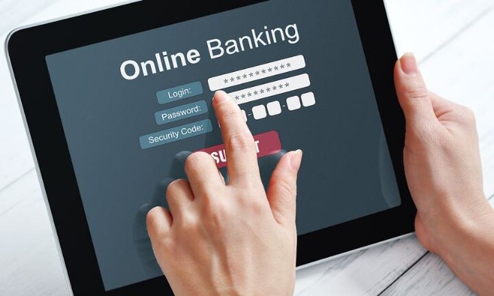 Don't worry if funds transferred in wrong account, check here how to get refund on wrong credit ऑनलाइन पेमेंट करते वक्त गलत अकाउंट में पैसा ट्रांसफर हो जाए, तो ऐसे वापस मिलेगा आपका पैसा