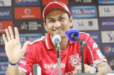 जिम्बाब्वे दौरे के लिए संजय बांगर बने टीम इंडिया के मुख्य कोच! जिम्बाब्वे दौरे के लिए संजय बांगर बने टीम इंडिया के मुख्य कोच!