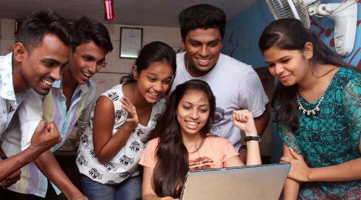 JEE Main 2018 Results: पेपर- 1 का रिजल्ट घोषित, यहां देखें अपना रिजल्ट JEE Main Result 2018: CBSE JEE Main Paper I result declared,Suraj Krishna from Vijayawada secured All India 1st rank JEE Main 2018 Results: पेपर- 1 का रिजल्ट घोषित, यहां देखें अपना रिजल्ट