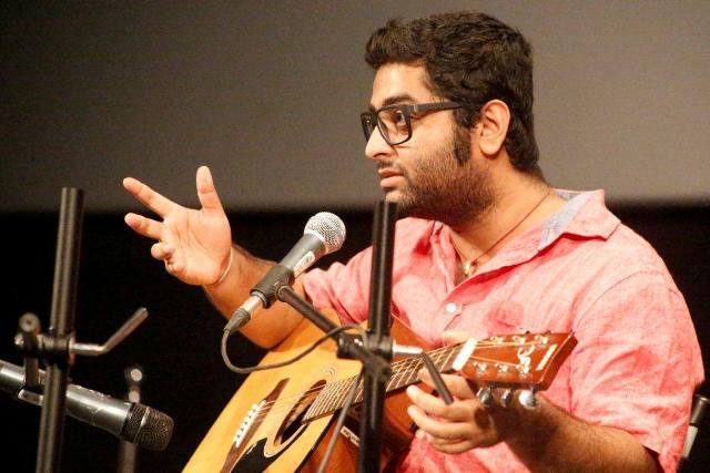 अरिजीत से जब एक इंटरव्यू में पूछा गया कि उनके फैंस को पोस्ट के जरिए सलमान से माफी मांगना रास नहीं आया?