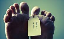 सम्भल: कार और ट्रक की टक्कर में एक ही परिवार के पांच सदस्यों की मौत