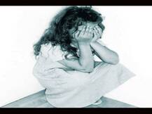 बलात्कारी से बचने के लिए 8 साल की बच्ची ने किया था मरने का दिखावा