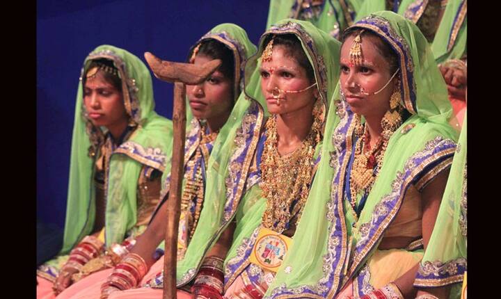 ना ही 51 जोड़ों का शामिल होना ही इसे खास बनाता है.