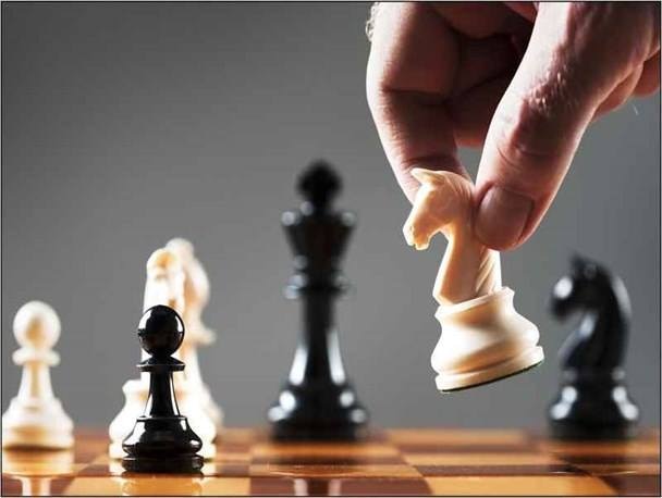 Dispute over disconnection of internet connection in chess Olympiad ann शतरंज ओलंपियाड में इंटरनेट कनेक्शन काटने को लेकर हुआ विवाद, अजीब स्थिति में भारत विजयी, सेमीफाइनल में पहुंचा