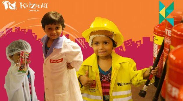 इस खास मौके पर एक रैंप शो का भी आयोजन किया गया, जिसमें कुछ बच्चे विशेष रूप में सजे हुए दिखाई दिए.