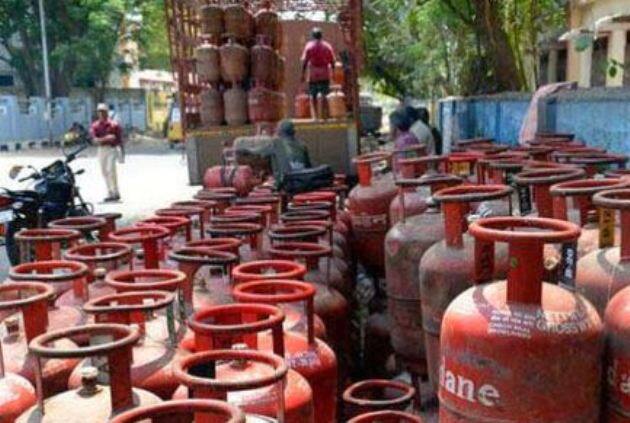  D का मतलब आखिरी के तीन महीने यानि अक्टूबर से दिसंबर.