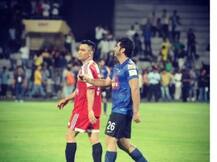 फैन की तरह धोनी से मिले अर्जुन कपूर