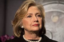 गोपनीय जानकारी लीक करने के मामले में हिलेरी क्लिंटन को क्लीन चिट