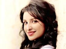 'स्मार्टनेस वाली स्वीटनेस' दिखाती नजर आएंगी परिणीती चोपड़ा!