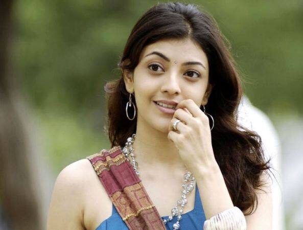 काजल पहली बार साल 2004 में 'क्यों! हो गया ना' फिल्म में एक छोटे से रोल में नज़र आई थीं