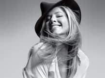 जेनिफर एनिस्टन की जिंदगी में 'श्राप' की तरह हैं उनके बाल!