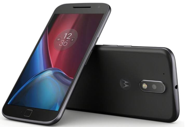 इस रेंज का दूसरा दावेदार है हाल के दिनों में लॉन्च हुआ स्मार्टफोन Moto G4 प्लस. इस स्मार्टफोन के कैमरे की बात करें तो मोटारोला ने इस स्मार्टफोन में 16 मेगापिक्सल का रियर कैमरा दिया है. इस स्मार्टफोन में भी AF/2.0 अपर्चर वाला लेंस लगा हुआ है. जिससे शानदार तस्वीरें क्लिक की जा सकती हैं.
