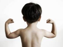 बच्चों की हड्डियां मजबूत करनी है तो रोजाना करें बस ये एक काम!