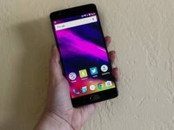 लंबे इंतजार के बाद वनप्लस3 हुआ लॉन्च, जानें कीमत और स्पेसिफिकेशन