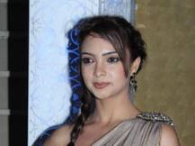 आउडोर शूटिंग की बात सुनते ही बच्ची बन जाती है ये हीरोइन!