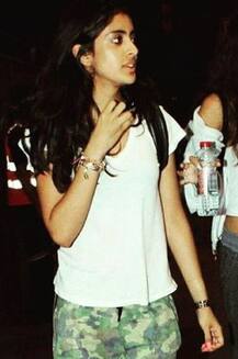 बिकनी अवतार के बाद अब इस नए अवतार में नज़र आईं, अमिताभ बच्चन की नातिन नव्या नंदा!