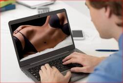 पॉर्न वीडियो मामले में नया मोड़, अब मानव तस्करी और गैंग रेप का भी लगा आरोप