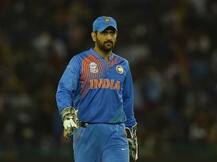 RECORD: मैच के 5वें ओवर में ही धोनी के नाम जुड़ा बड़ा RECORD