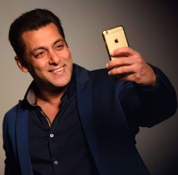 सलमान ने कहा, ‘‘उन छह घंटों की शूटिंग के दौरान, मुझे भारी वजन वाले व्यक्ति को उठाना पड़ता था. यह करना मेरे लिए बहुत मुश्किल था क्योंकि अगर मुझे किसी को उठाना होता था तो, मुझे उसी 120 किलोग्राम के वजन वाले व्यक्ति को 10 अलग तरह के तरीकों से कई बार उठाना पड़ता था.