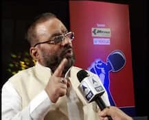 अब अखिलेश के पाले में खिसक सकते हैं स्वामी प्रसाद मौर्य!