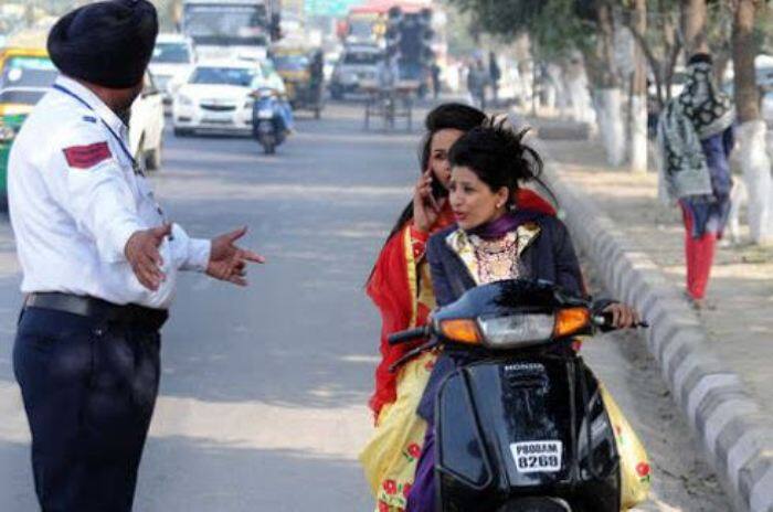ट्रैफिक हवलदार के पास आपका वाहन जब्त करने का अधिकार नही है. साथ ही वो आपको गिरफ्तार भी नहीं कर सकता.