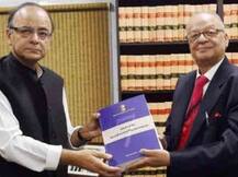 जानें- 7वें वेतन आयोग की सिफारिश पर मुहर लगी तो कितनी बढ़ेगी तनख्वाह?