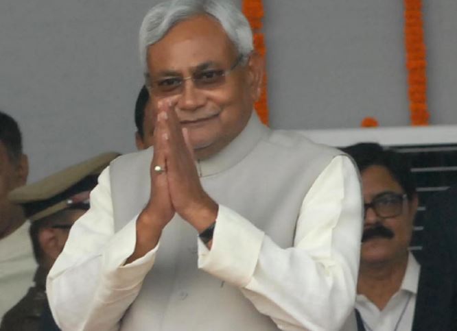 जब चम्पारण सत्याग्रह की नींव से गूंजी मोदी के खिलाफ नीतीश की उम्मीदवारी Motihari Hundred Years Of Champaran Satyagraha Nitish Kumar Hold A Padyatra जब चम्पारण सत्याग्रह की नींव से गूंजी मोदी के खिलाफ नीतीश की उम्मीदवारी