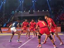 Pro kabaddi: दिल्ली ने दर्ज की पहली जीत