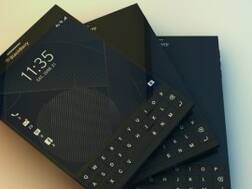 49,990 रुपये वाले ब्लैकबेरी पासपोर्ट की कीमत में हुई भारी कटौती!