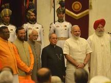 मोदी सरकार में 19 नए राज्य मंत्री शामिल, कृषि, मेडिकल, संविधान के एक्सपर्ट को मिला मंत्री पद