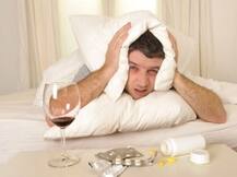 रातभर की मस्ती का हैंगओवर उतारना है तो करें ये 7 योगा पोज!