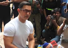 आमिर खान घमंडी अभिनेता नहीं है: गिरीश कुलकर्णी