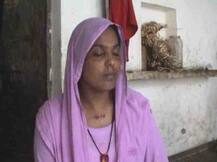 लॉकेट ने महिला की बचाई जान!